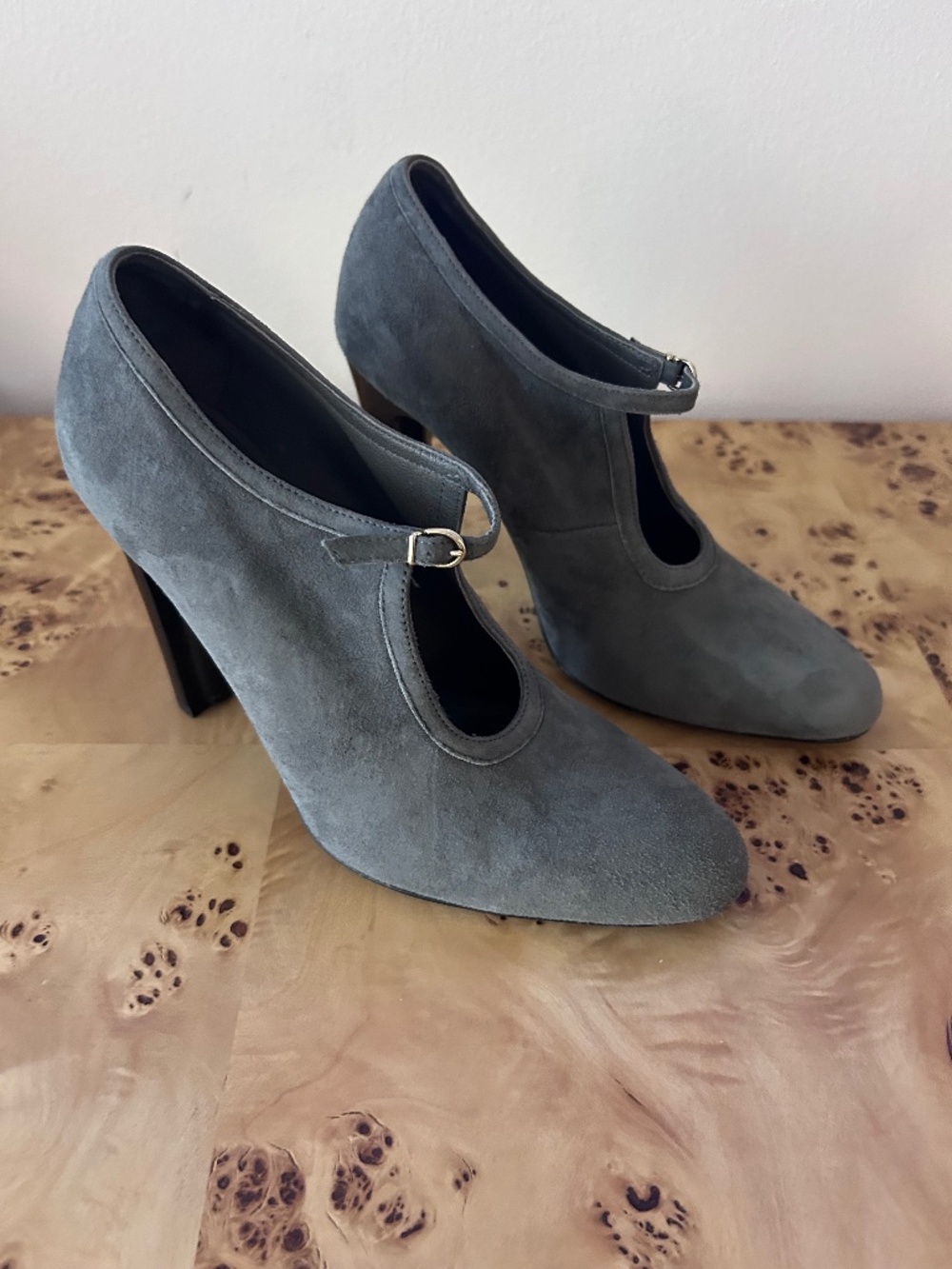 $890 NWOT Co Collection Almond Toe Suede Mary Jane Pump Heel 37